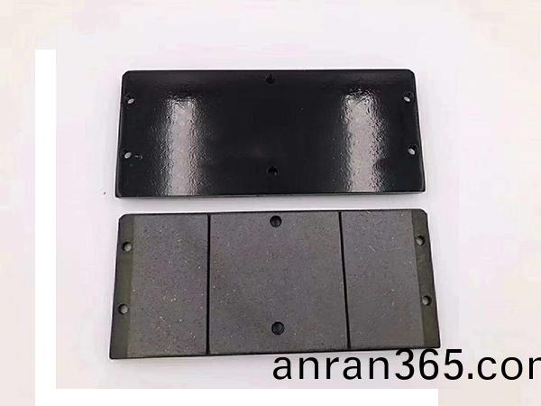 風電偏航(hang)製動(dong)器刹車片(pian)